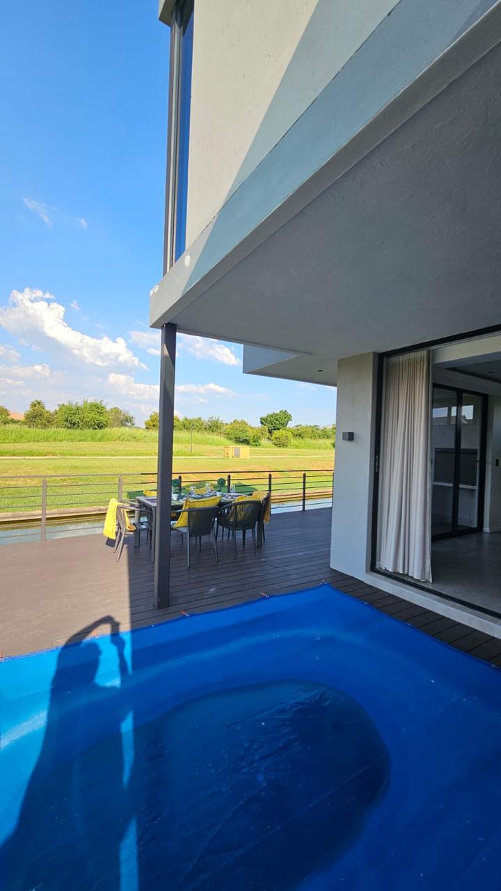 3 Bedroom Property for Sale in The Islands Estates North West